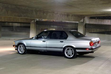 Изображение 7er (E32)